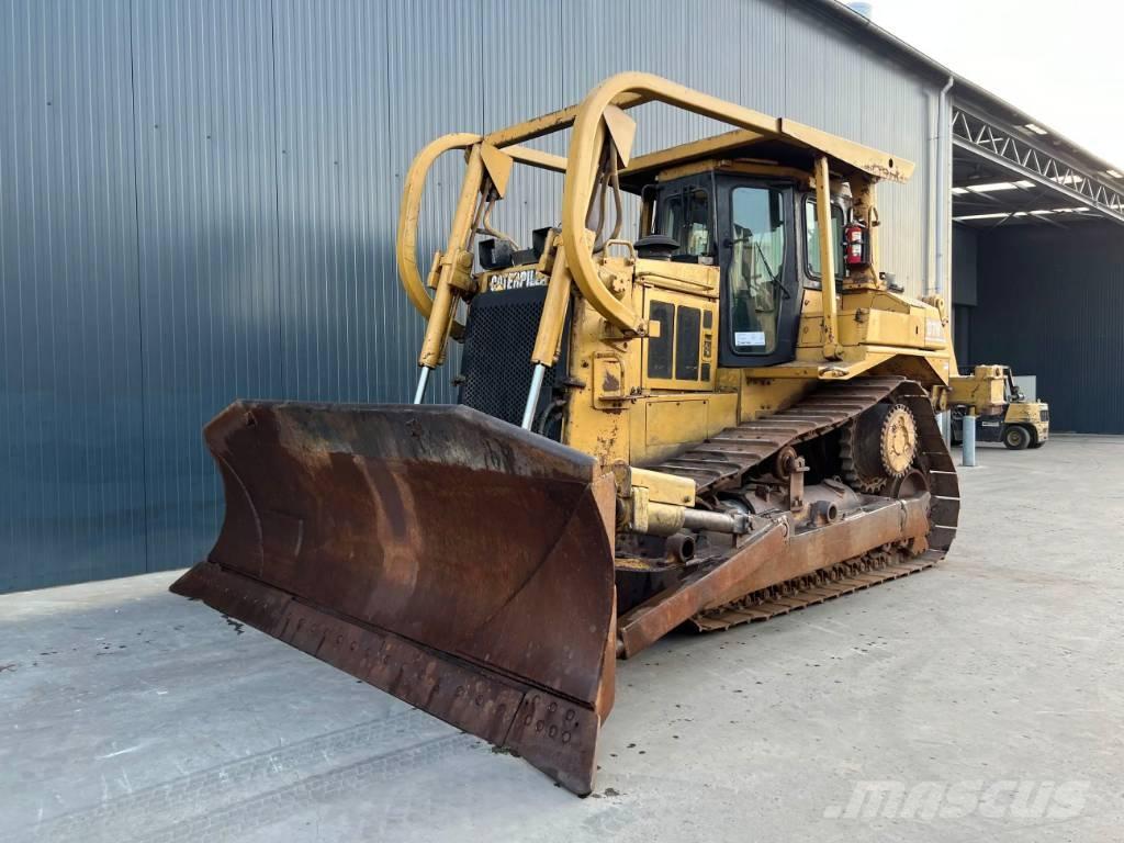 CAT D7H Crawler dozers