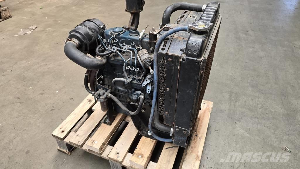 Kubota D902 Engines