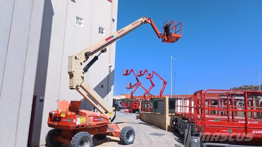 JLG M 600 JP Articulated boom lifts