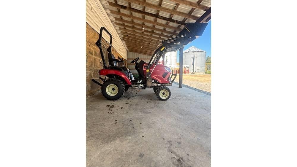 Yanmar SA223 Tractors