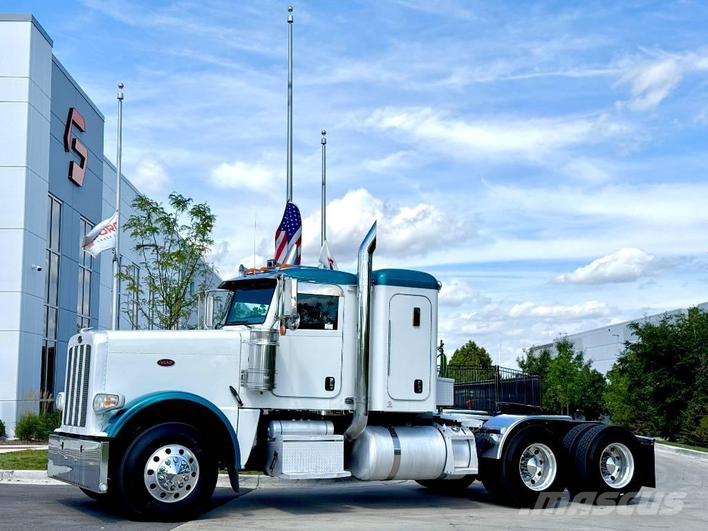 Peterbilt 389 Conventional Trucks / Tractor Trucks