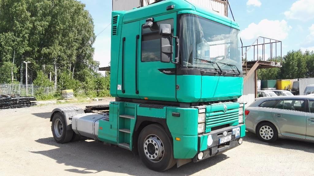 Renault MAGNUM Conventional Trucks / Tractor Trucks