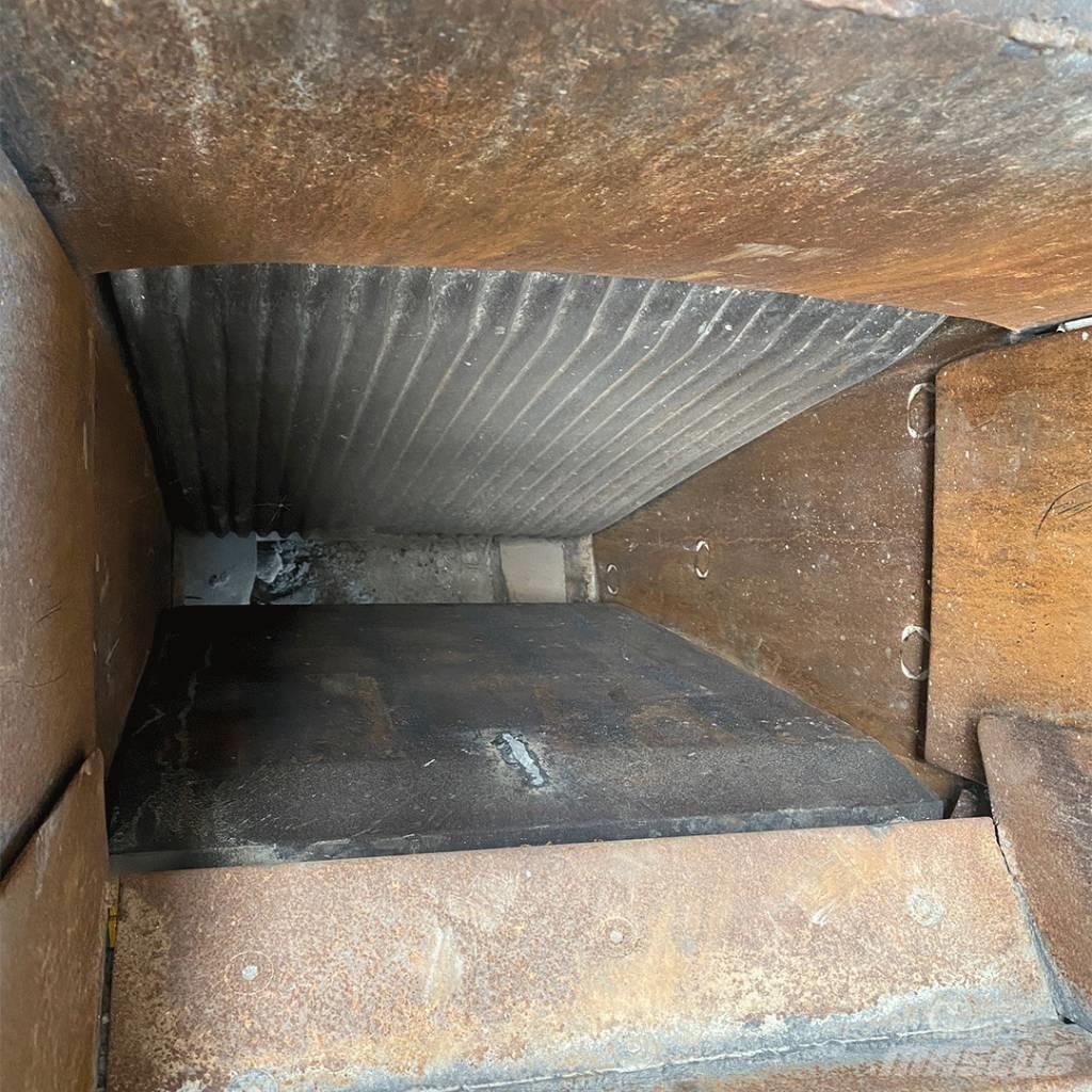 OM CONTAINER 15 Mobile crushers