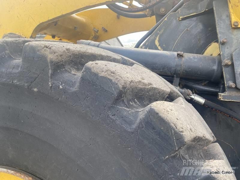 Komatsu WA 470-6 Wheel Loaders