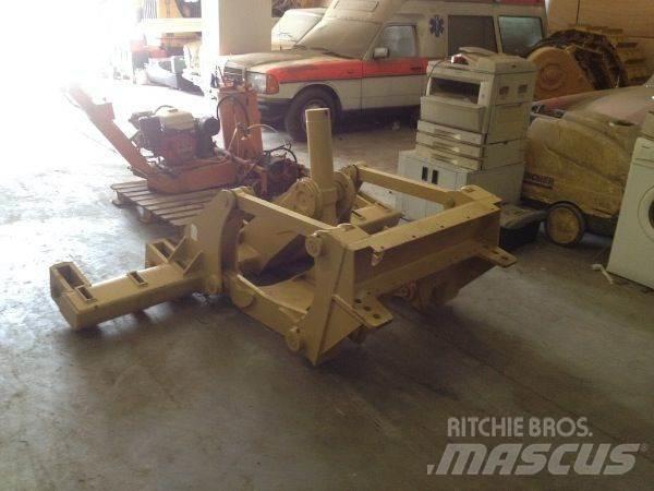 CAT 140H/160H Ripper Other