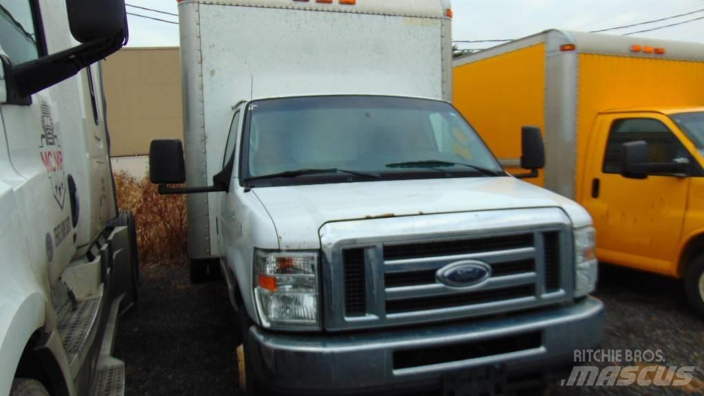 Ford E 450 Work Trucks / Municipal