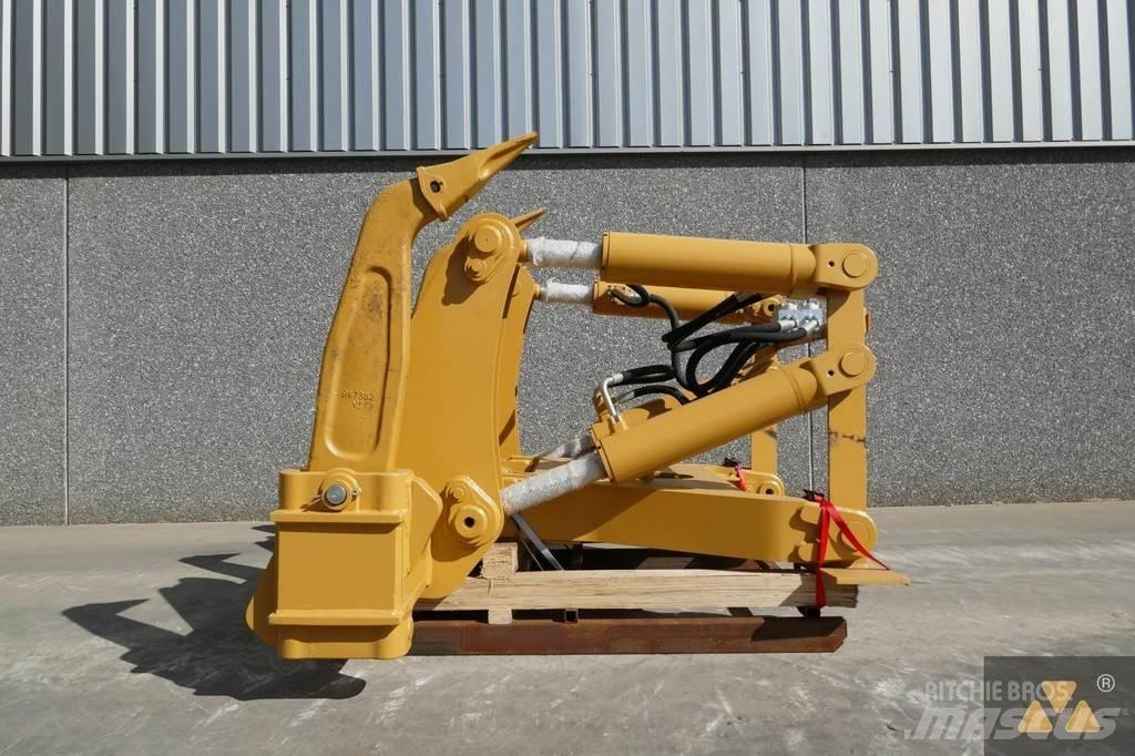 CAT D7E Ripper Other