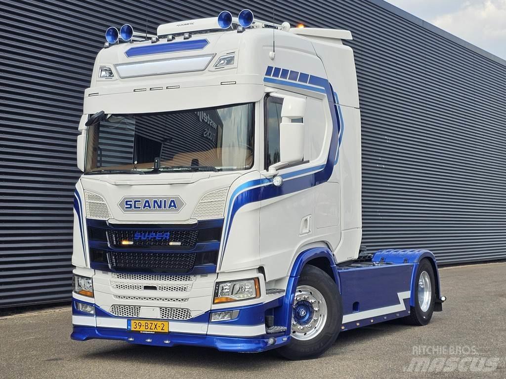 Scania R450 Conventional Trucks / Tractor Trucks