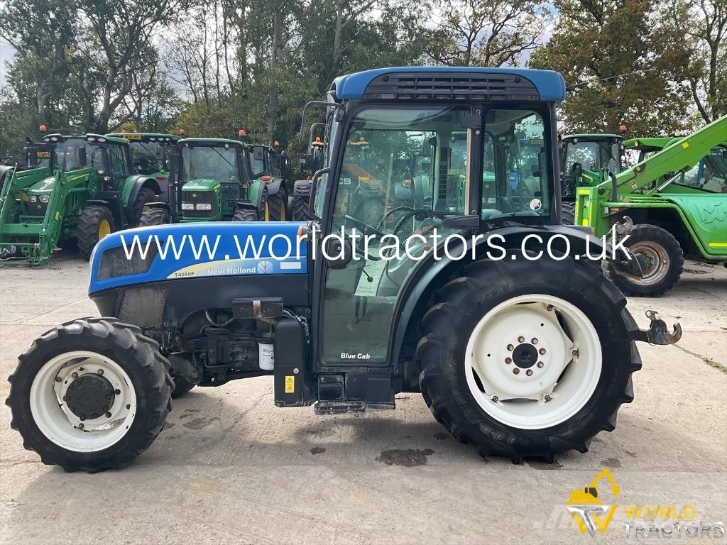 New Holland T 4050 Tractors
