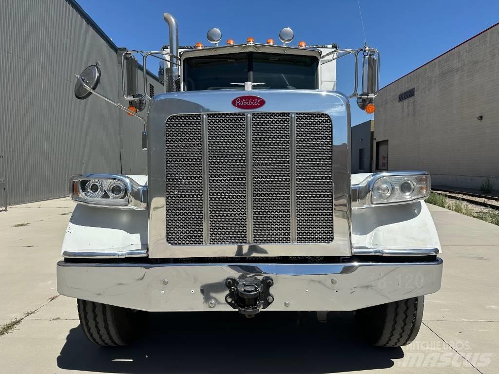 Peterbilt 367 Dump Trucks