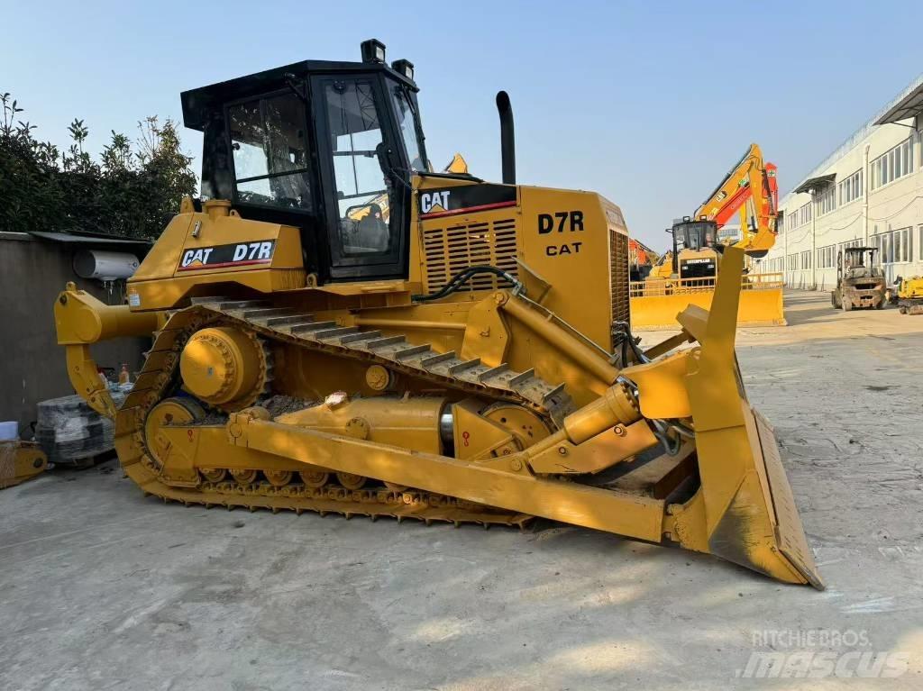CAT D 7 R LGP Crawler dozers