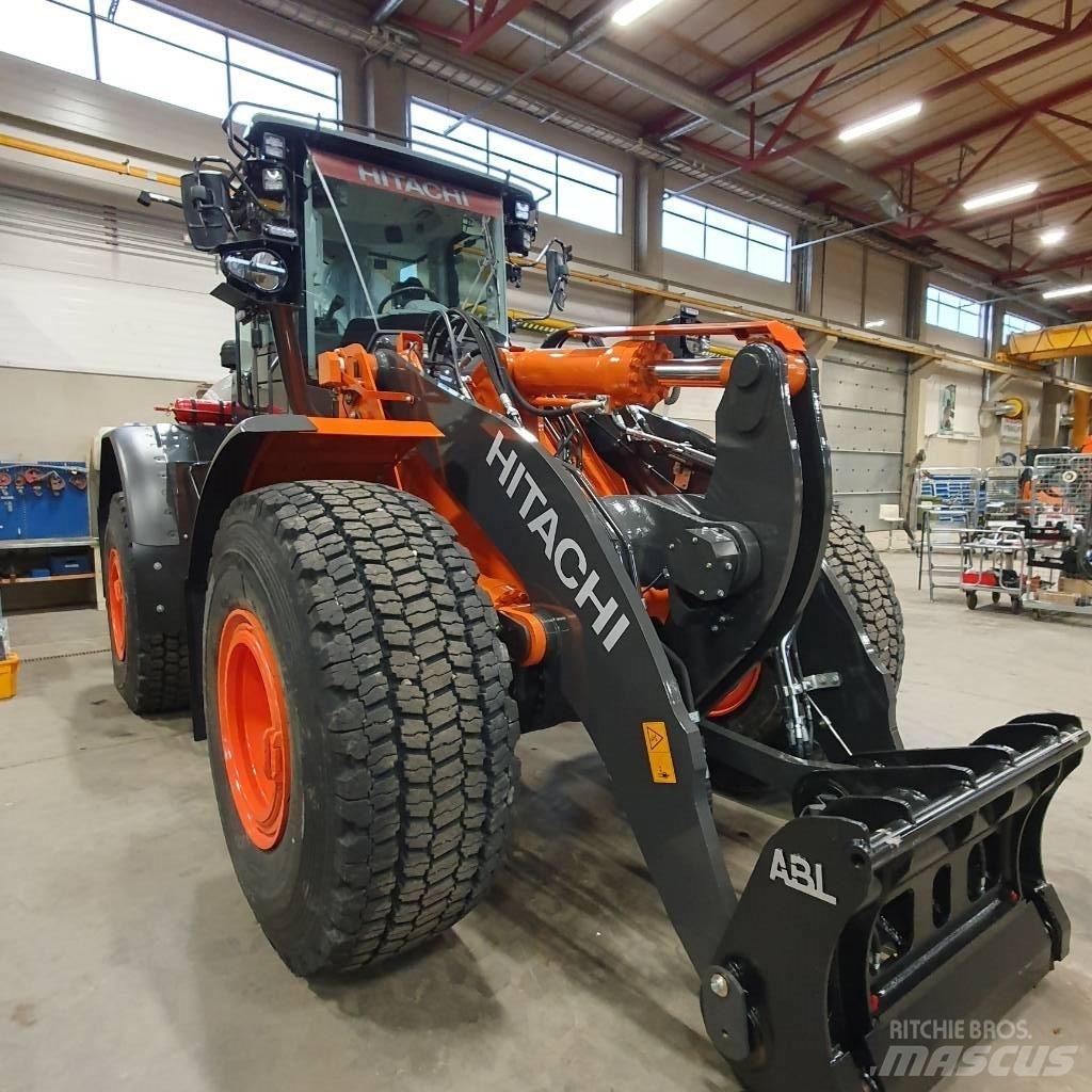 Hitachi ZW220-7 Wheel Loaders