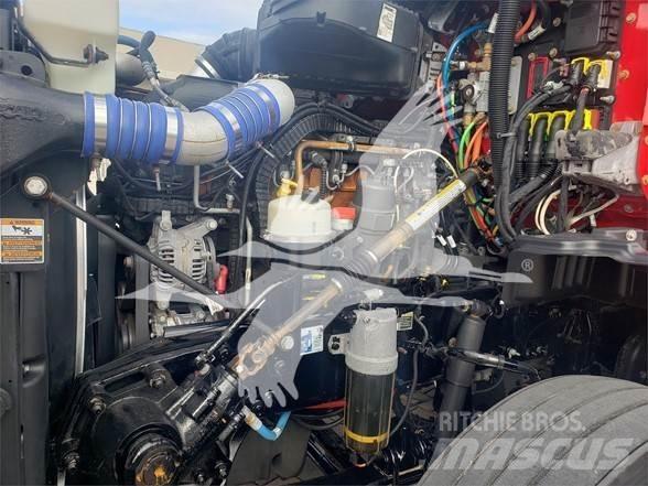 Kenworth T680 Conventional Trucks / Tractor Trucks