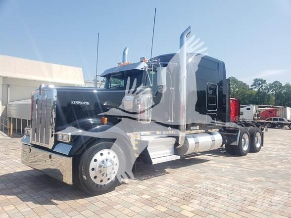 Kenworth W900 Conventional Trucks / Tractor Trucks