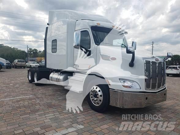 Peterbilt 579 Conventional Trucks / Tractor Trucks