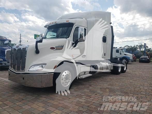 Peterbilt 579 Conventional Trucks / Tractor Trucks