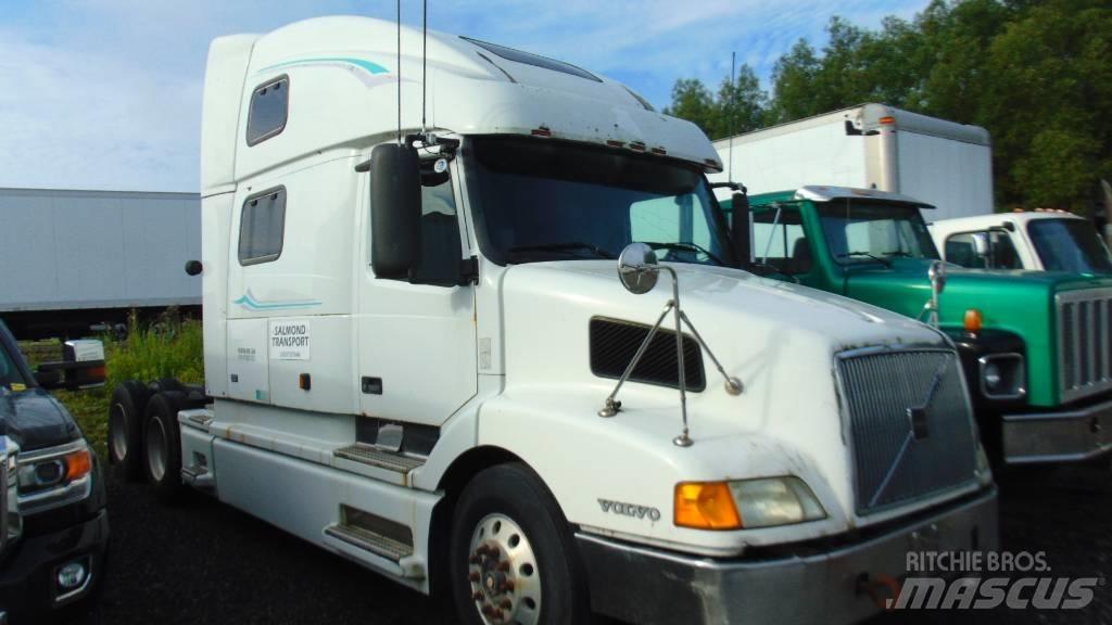 Volvo 780 Cab & Chassis Trucks