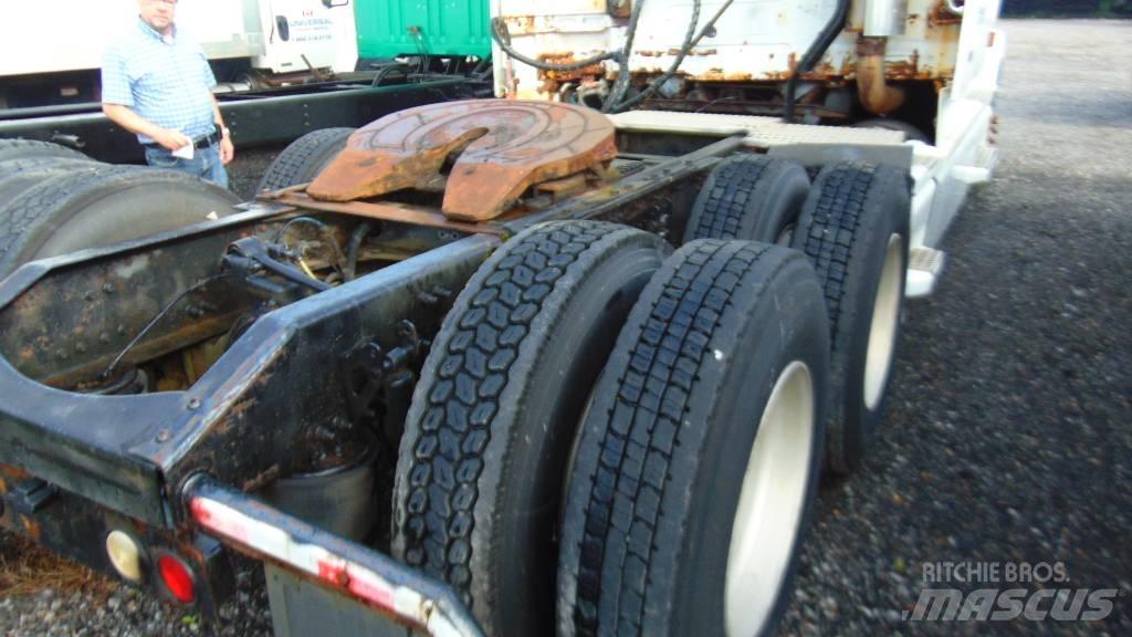 Volvo 780 Cab & Chassis Trucks