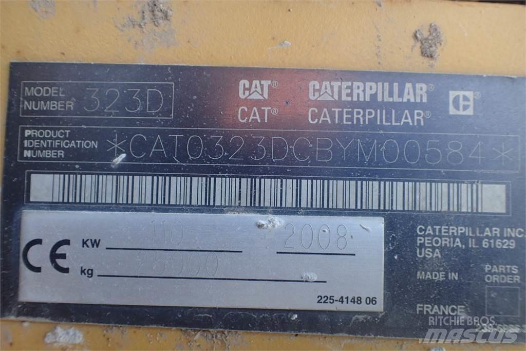 CAT 323D Tractors