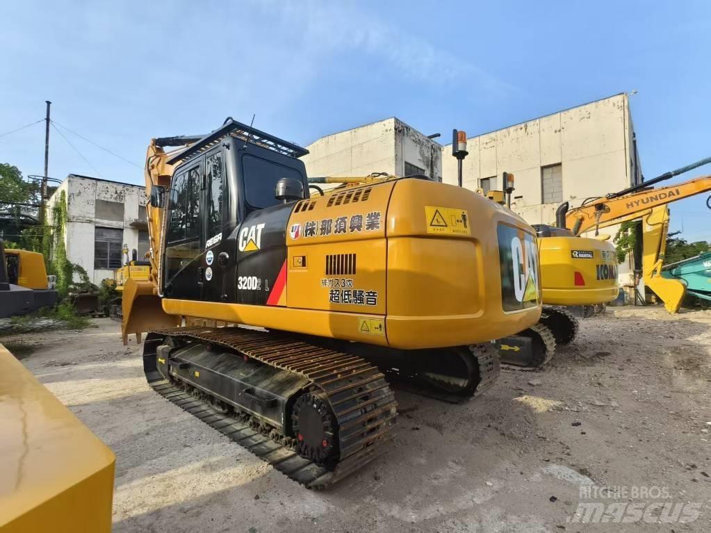 CAT 320 D2L Crawler Excavators