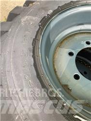 Hyundai R55W-9 Tires, wheels and rims