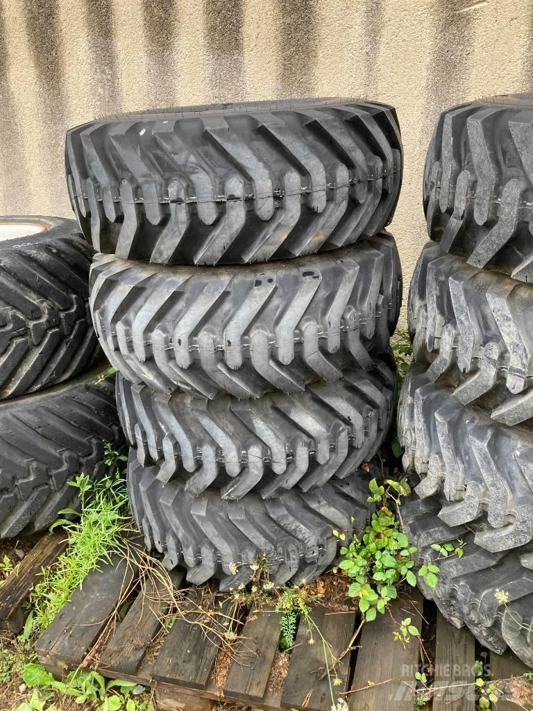 Hyundai R55W-9 Tires, wheels and rims