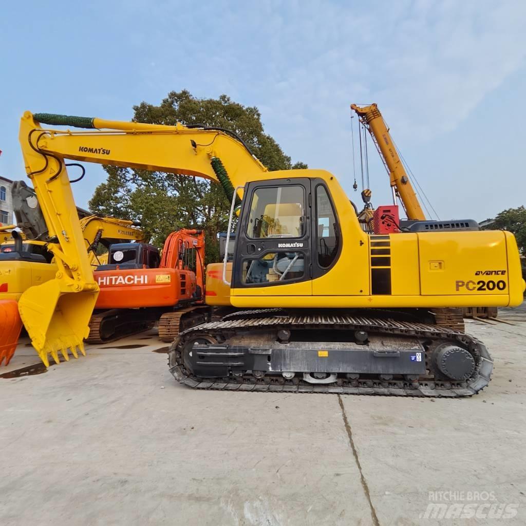Komatsu PC 200-7 Crawler Excavators
