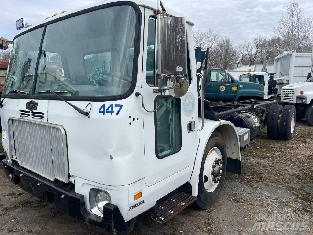 Autocar XPEDITOR Cab & Chassis Trucks