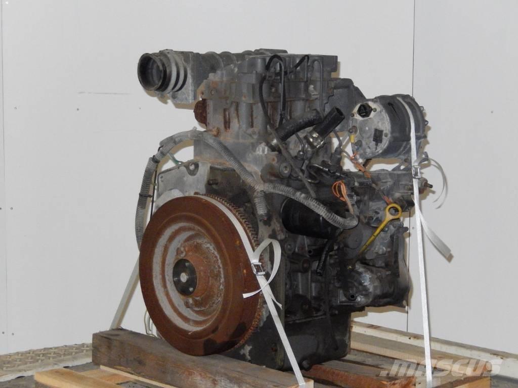 Deutz F2M1011 Engines