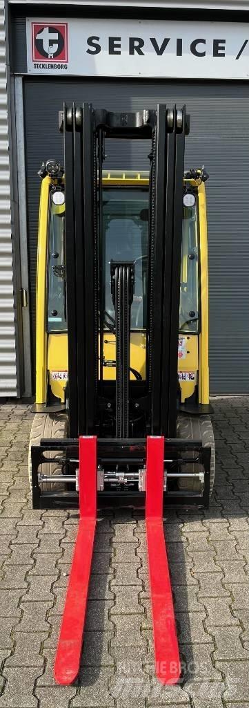 Hyster J2.5XN Electric Forklifts