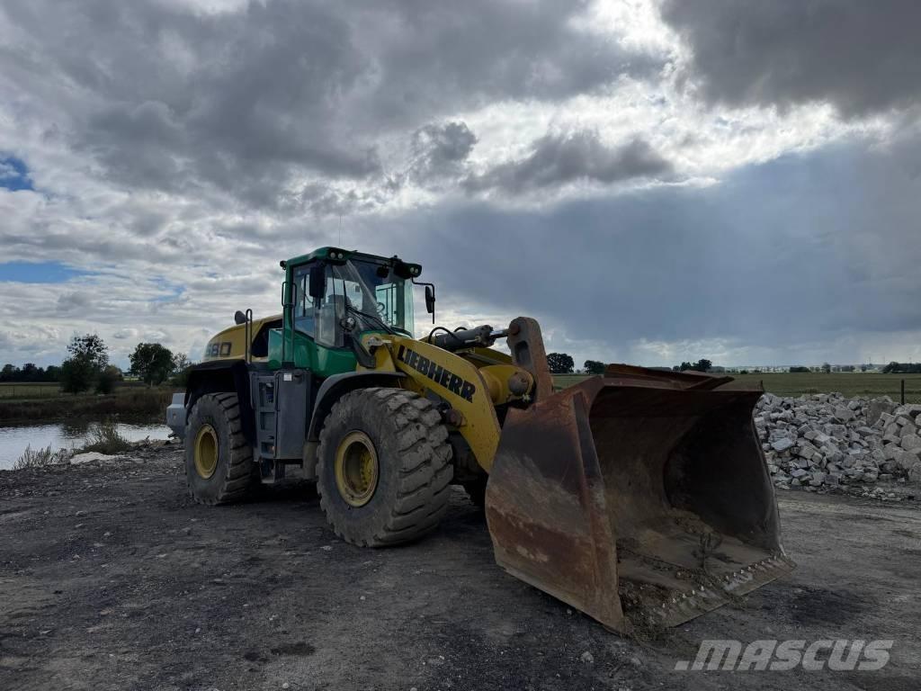 Liebherr 580 Wheel Loaders