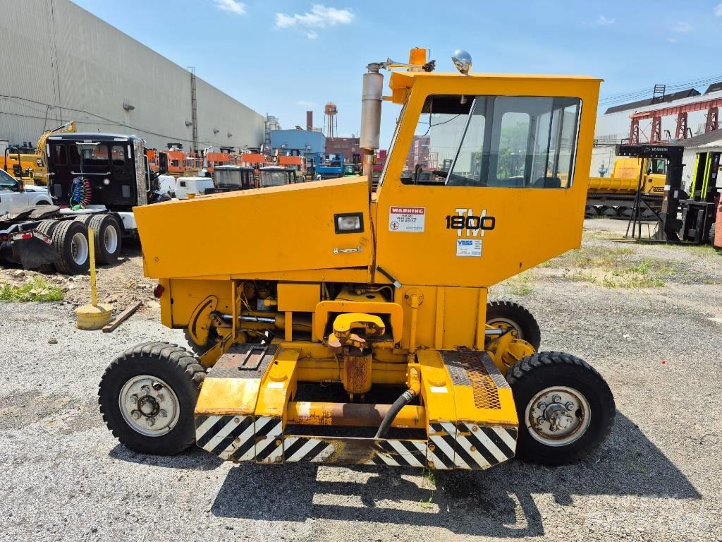  Trackmobile 1800 Utility Machines