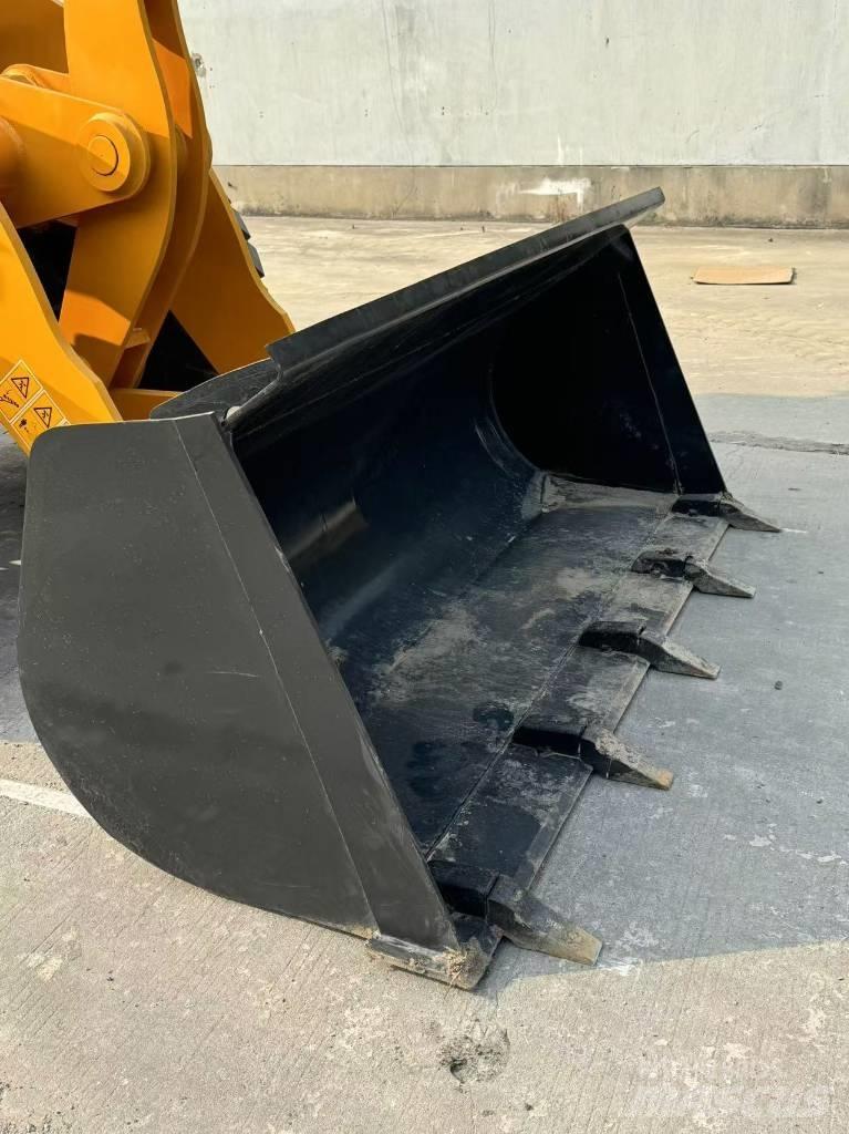 LiuGong 835 H Wheel Loaders