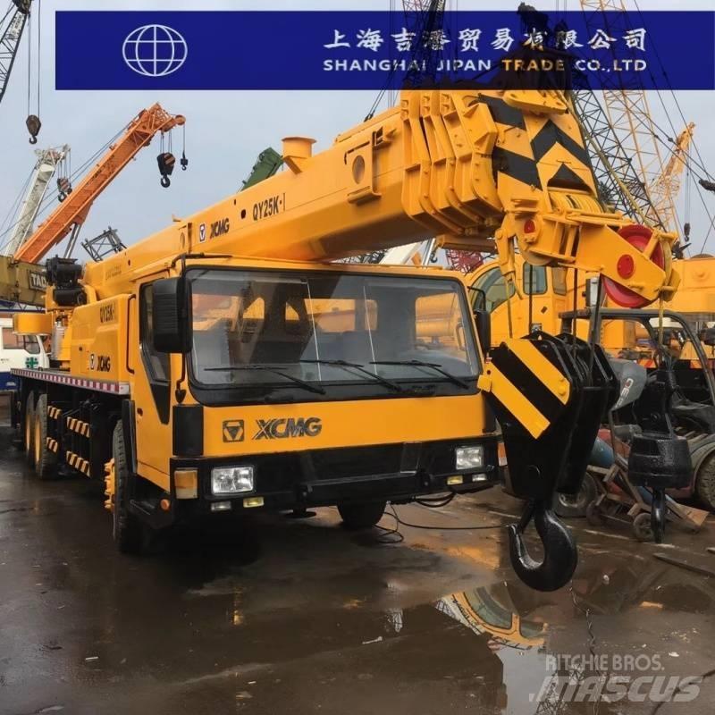 XCMG QY 25 Mobile and all terrain cranes