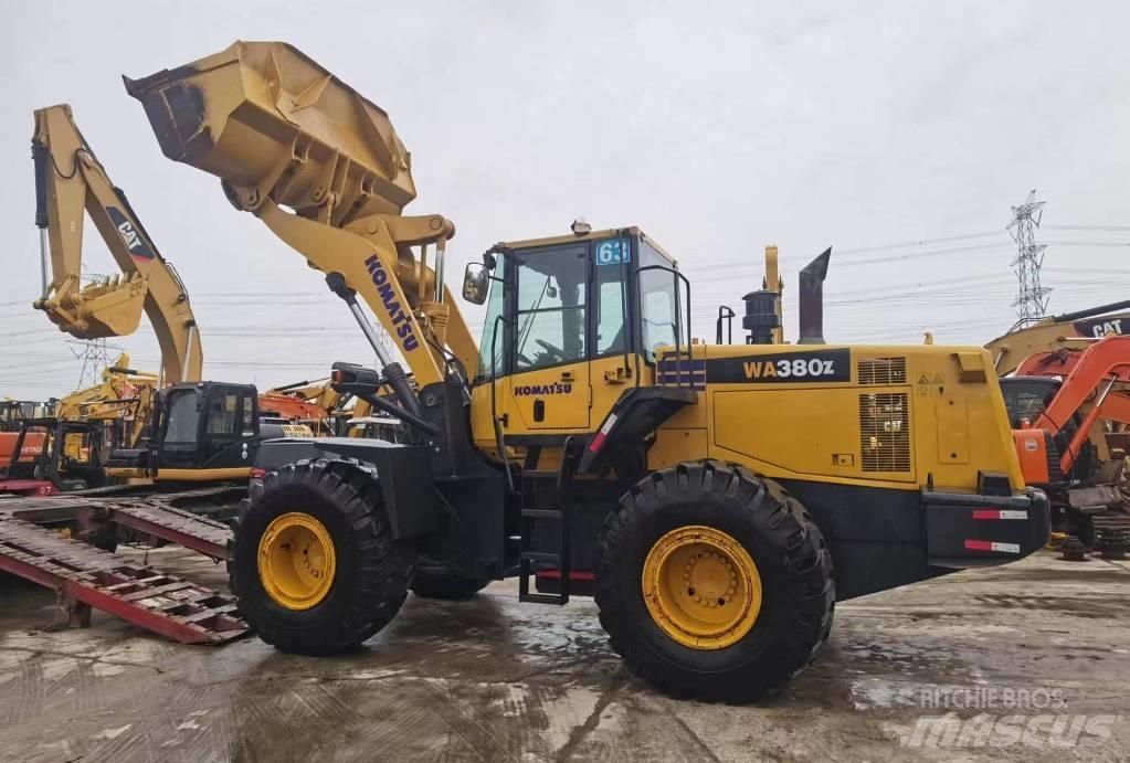 Komatsu WA 380 Wheel Loaders