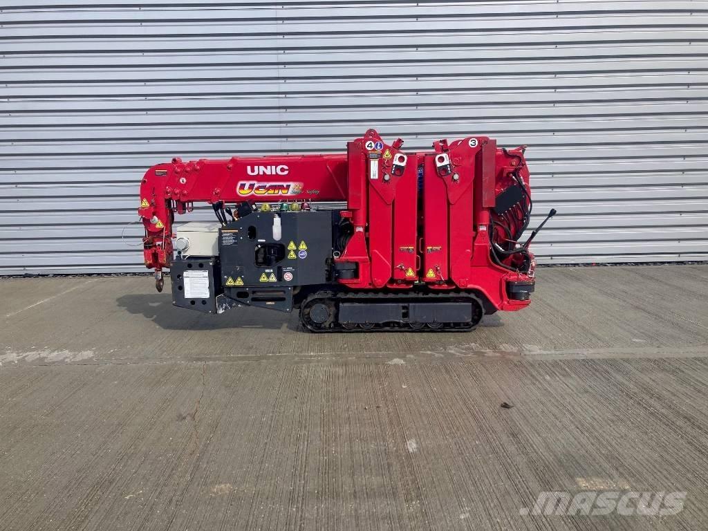Unic URW-295 Mini cranes