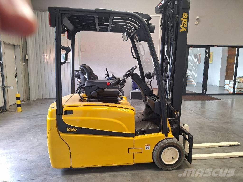 Yale ERP 16 VT Electric Forklifts