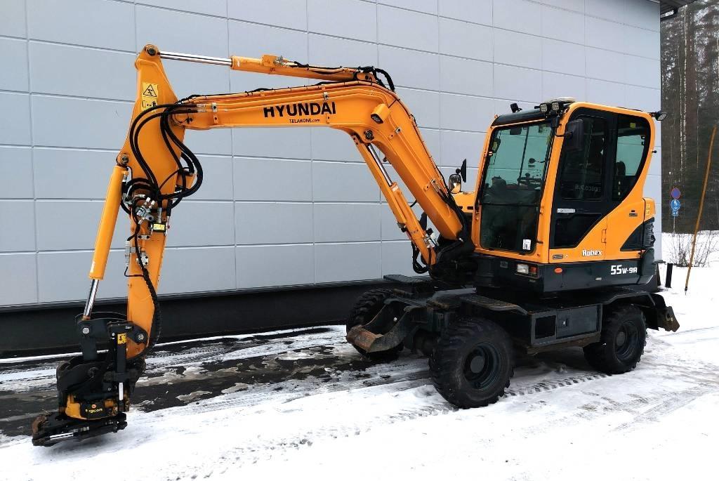 Hyundai 55W-9a Wheeled Excavators