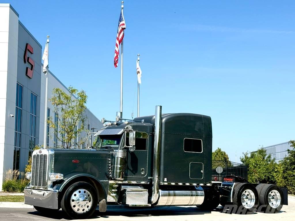 Peterbilt 389 Conventional Trucks / Tractor Trucks