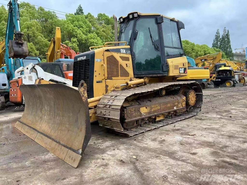 CAT D 5 K Crawler dozers
