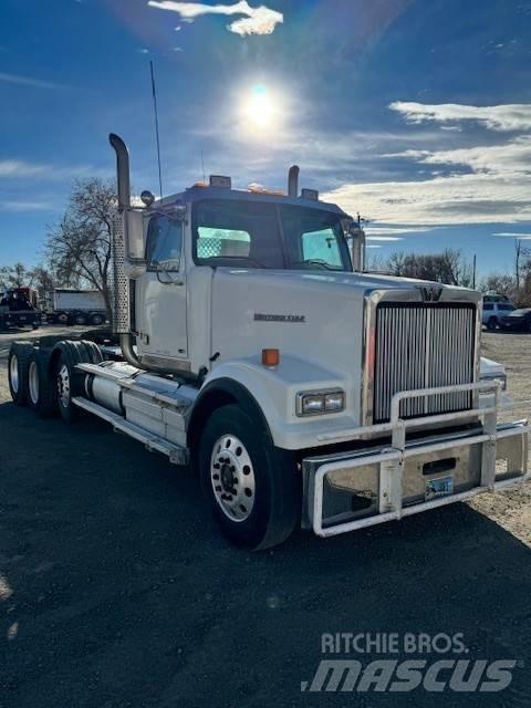 Western Star 4900 Conventional Trucks / Tractor Trucks