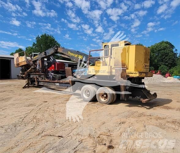 Tigercat 250 Knuckleboom loaders