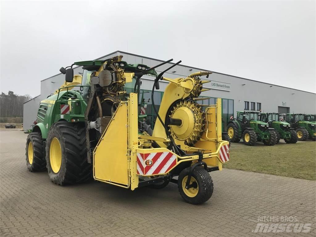 John Deere 8600 Foragers