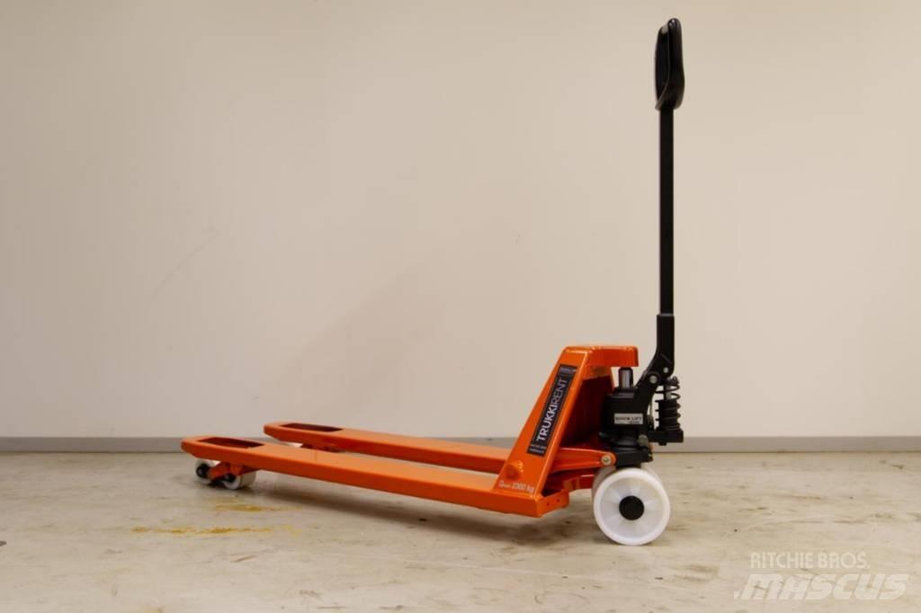 BT LHM 230 Q Pallet Truck