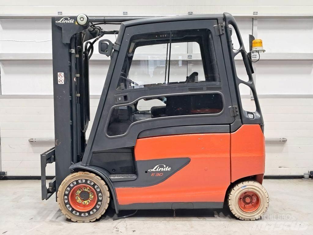 Linde E30HL-01/600 Electric Forklifts