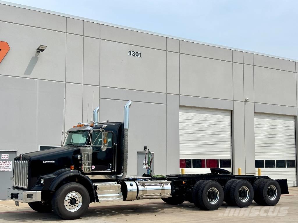 Kenworth T 800 Conventional Trucks / Tractor Trucks