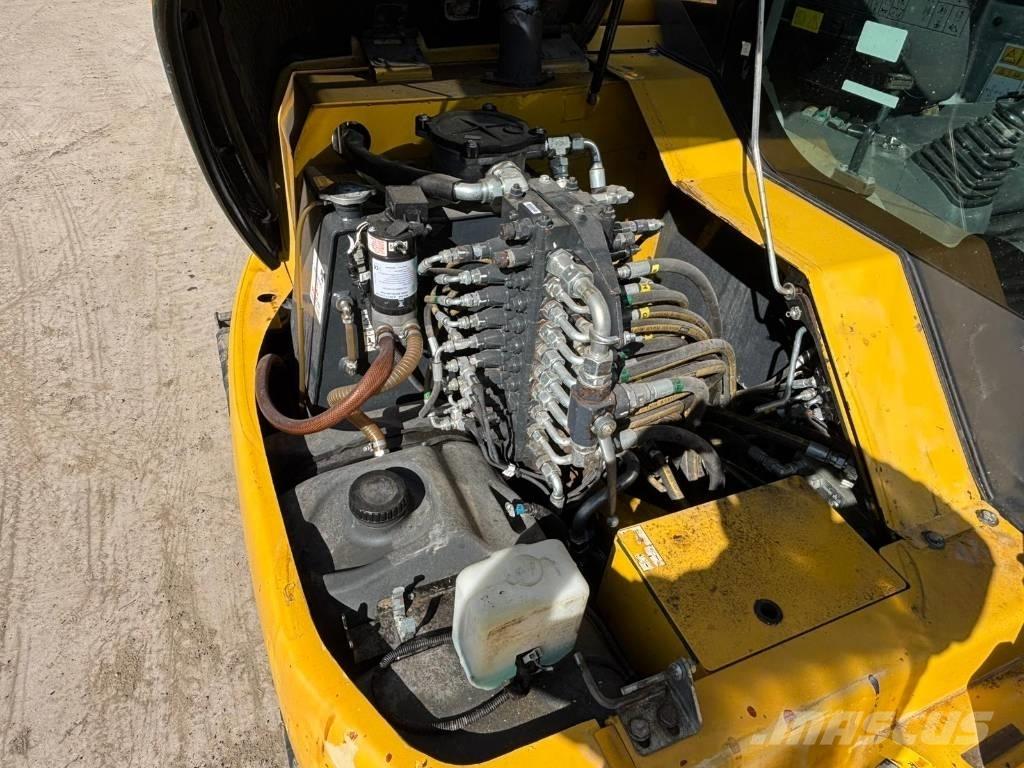 Komatsu PC 80 MR Mini excavators  7t - 12t