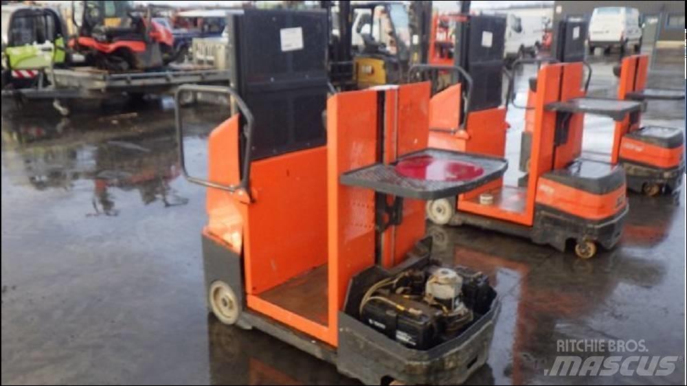 JLG DSP-M Self Propelled Stackers