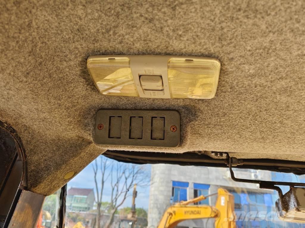 Komatsu WA 500-3 Wheel Loaders