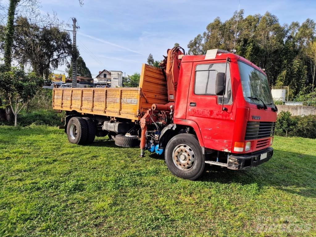 Volvo FL7 Dump Trucks